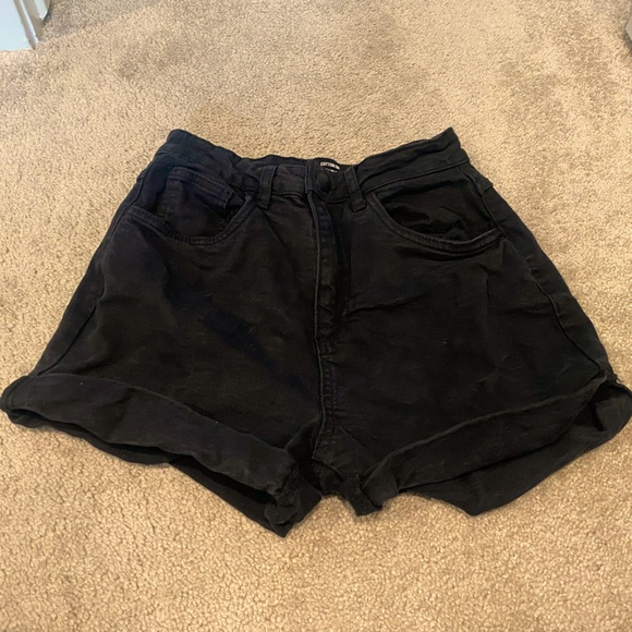 Cotton on black shorts - Picture 2 of 3